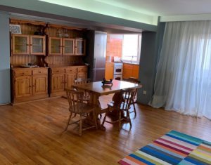 Lakás 4 szobák kiadó on Cluj-napoca, Zóna Manastur