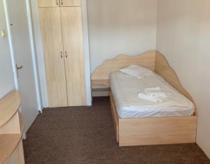 Lakás 4 szobák kiadó on Cluj-napoca, Zóna Manastur