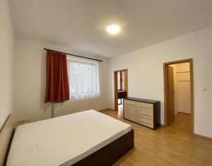 Appartement 3 chambres à louer dans Cluj-napoca, zone Centru
