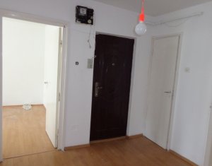 Lakás 4 szobák kiadó on Cluj-napoca, Zóna Manastur