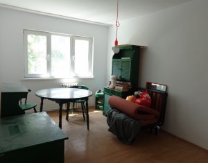 Lakás 4 szobák kiadó on Cluj-napoca, Zóna Manastur