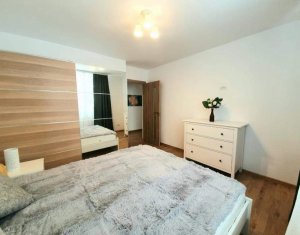 Lakás 3 szobák eladó on Floresti