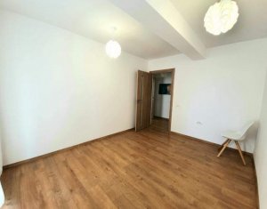 Lakás 3 szobák eladó on Floresti