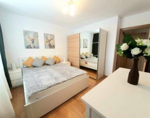 Lakás 3 szobák eladó on Floresti