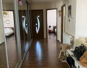 Lakás 2 szobák eladó on Floresti