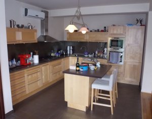 Ház 5 szobák eladó on Cluj-napoca, Zóna Andrei Muresanu