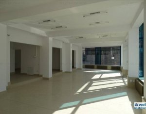 Ultracentral, vad si expunere foarte buna, spatiu comercial 300 mp.