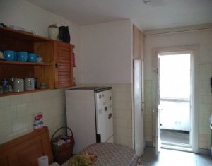 Appartement 3 chambres à vendre dans Cluj-napoca, zone Manastur