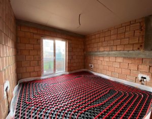 Maison 4 chambres à vendre dans Dezmir