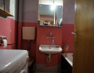Appartement 3 chambres à vendre dans Cluj-napoca, zone Marasti