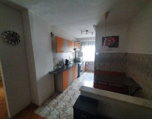 Appartement 3 chambres à louer dans Cluj-napoca, zone Centru