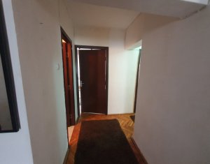 Appartement 3 chambres à louer dans Cluj-napoca, zone Centru