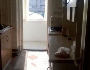 Appartement 3 chambres à vendre dans Cluj-napoca, zone Marasti