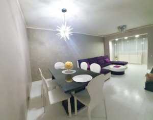 Appartement 4 chambres à vendre dans Cluj-napoca, zone Marasti