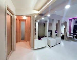 Appartement 4 chambres à vendre dans Cluj-napoca, zone Marasti