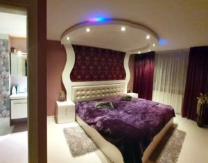 Appartement 4 chambres à vendre dans Cluj-napoca, zone Marasti