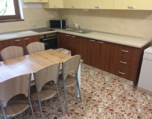 Maison 7 chambres à louer dans Cluj-napoca, zone Buna Ziua