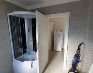 Lakás 3 szobák eladó on Floresti