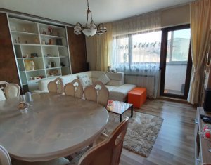 Lakás 3 szobák eladó on Floresti