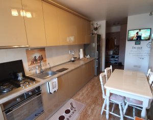 Lakás 3 szobák eladó on Floresti