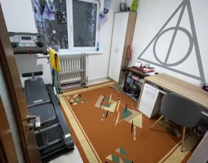 Lakás 3 szobák eladó on Cluj-napoca, Zóna Manastur