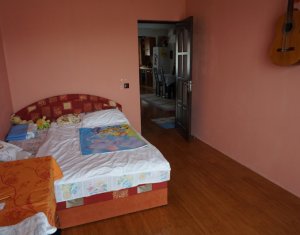 Lakás 3 szobák eladó on Floresti