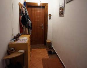 Lakás 3 szobák eladó on Floresti