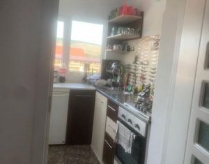 Lakás 3 szobák eladó on Floresti