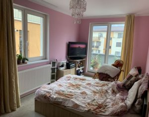 Lakás 3 szobák eladó on Floresti