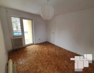 Lakás 3 szobák eladó on Cluj-napoca, Zóna Manastur