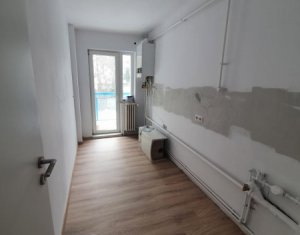 Lakás 3 szobák eladó on Cluj-napoca, Zóna Manastur