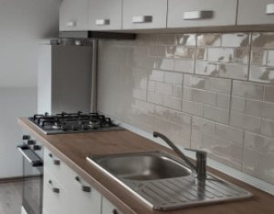 Lakás 2 szobák eladó on Floresti