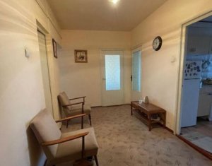 Lakás 4 szobák eladó on Cluj-napoca, Zóna Manastur