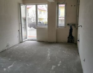 Lakás 2 szobák eladó on Floresti