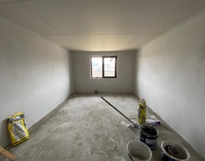 Ház 4 szobák eladó on Floresti