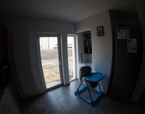 Ház 4 szobák eladó on Dezmir