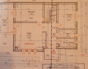 Ház 5 szobák eladó on Dezmir, Zóna Centru