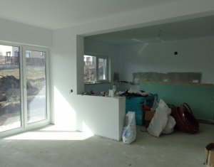 Ház 5 szobák eladó on Dezmir, Zóna Centru