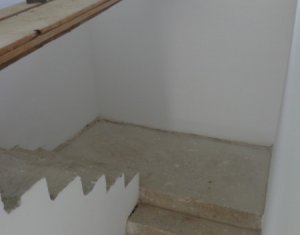 Ház 5 szobák eladó on Dezmir, Zóna Centru