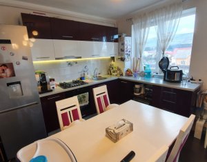 Lakás 2 szobák eladó on Floresti