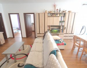 Lakás 3 szobák eladó on Floresti