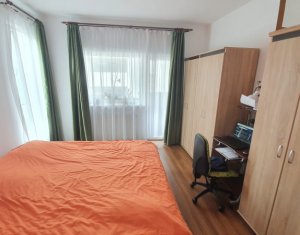 Lakás 3 szobák eladó on Floresti