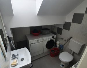 Lakás 4 szobák eladó on Floresti