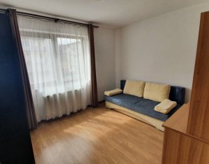 Lakás 3 szobák eladó on Floresti