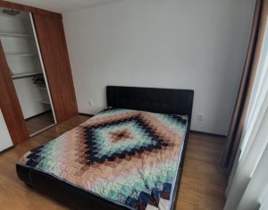 Lakás 3 szobák eladó on Floresti