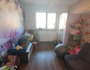 Lakás 3 szobák eladó on Floresti