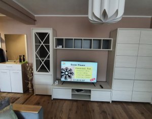 Lakás 3 szobák eladó on Floresti