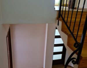 Ház 4 szobák eladó on Cluj-napoca, Zóna Manastur