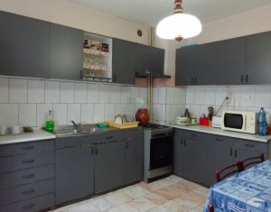 Ház 10 szobák eladó on Cluj-napoca, Zóna Zorilor