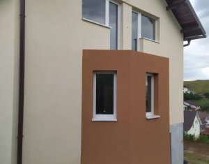 Ház 4 szobák eladó on Dezmir, Zóna Centru